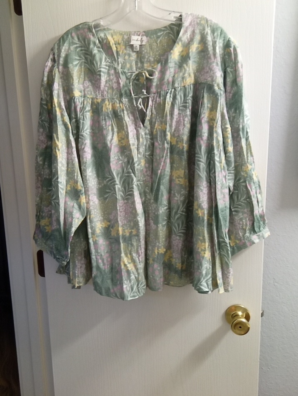 Wonderly Sage Green Floral Tie-Neck Peasant Blouse